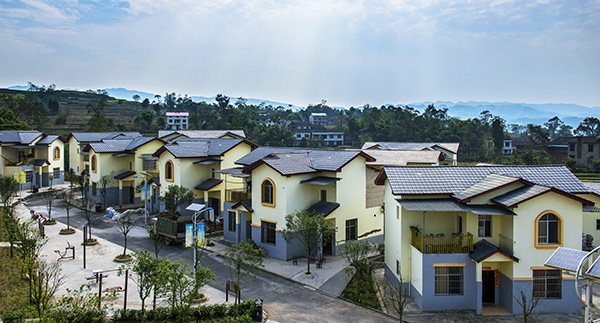 支持重慶美麗鄉(xiāng)村建設(shè)。重慶農(nóng)商行供圖