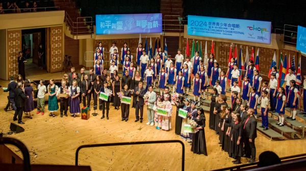 賽事開幕式現(xiàn)場。重慶八中供圖