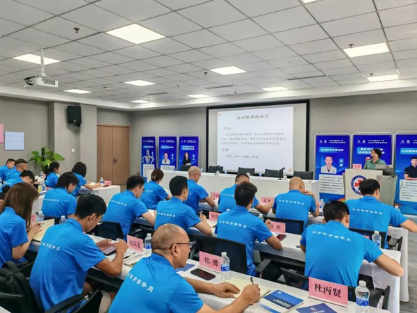 培訓班現(xiàn)場。重慶道格骨科醫(yī)院供圖