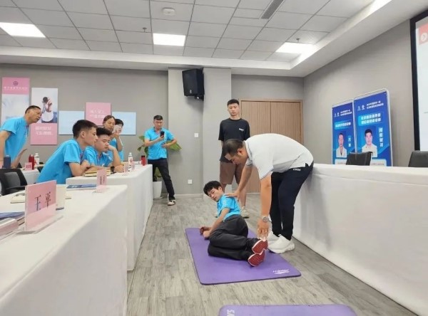 實操現(xiàn)場。重慶道格骨科醫(yī)院供圖