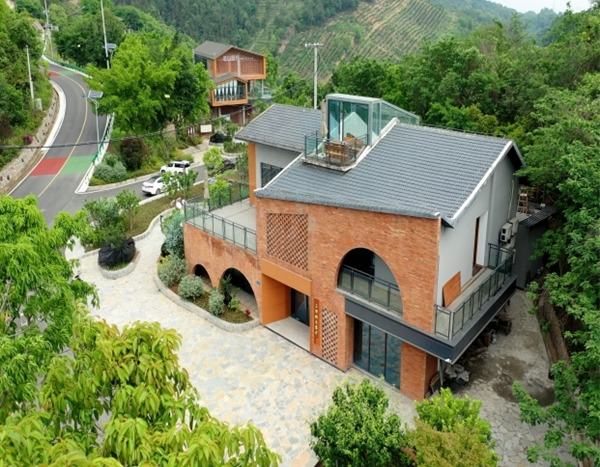 鹽堰路“石碾公路服務(wù)站”。沙坪壩區(qū)交通運(yùn)輸委供圖