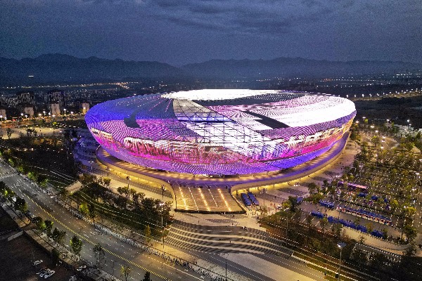 重慶兩江新區(qū)龍興足球場(chǎng)。主辦方供圖