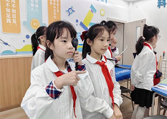 活動(dòng)現(xiàn)場(chǎng)。重慶普瑞眼科醫(yī)院供圖