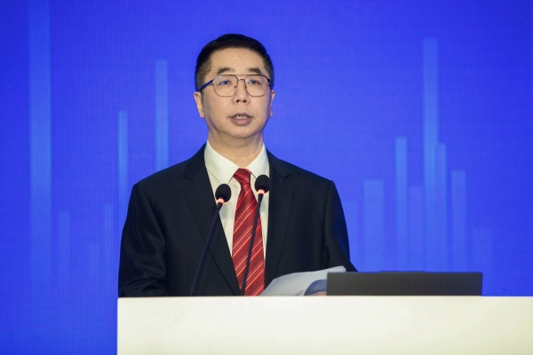 重慶市高校人文素質(zhì)教育指導(dǎo)委員會主任孟東方致辭。主辦方供圖