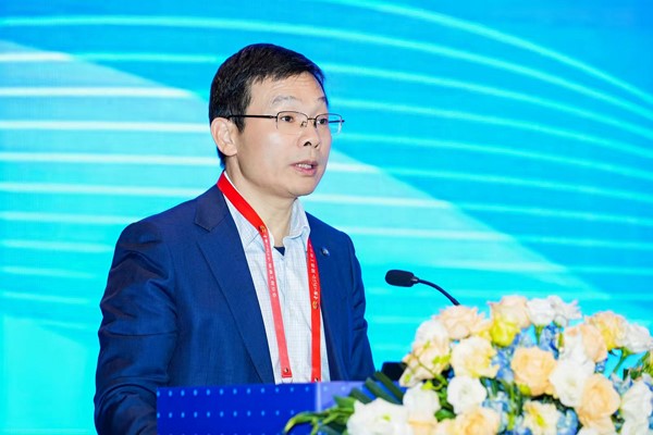 招商局重慶交通科研設(shè)計(jì)院有限公司副總經(jīng)理、總工程師吳夢(mèng)軍在大賽上講話。招商局重慶交通科研設(shè)計(jì)院有限公司供圖