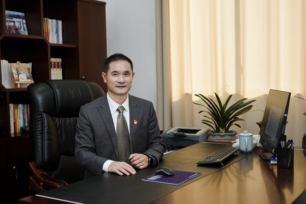 重慶市精神衛(wèi)生中心黨委書記鐘吉元。重慶市精神衛(wèi)生中心供圖