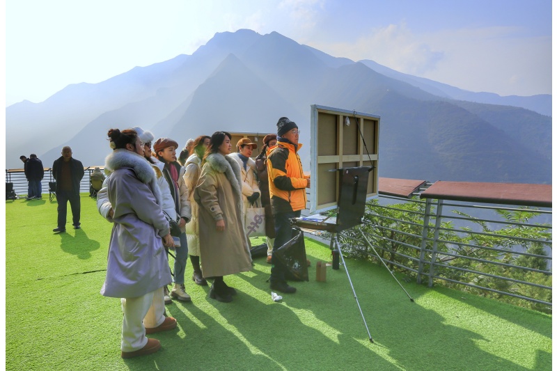 2024長江流域美術(shù)名家走進(jìn)奉節(jié)。重慶市美協(xié)供圖