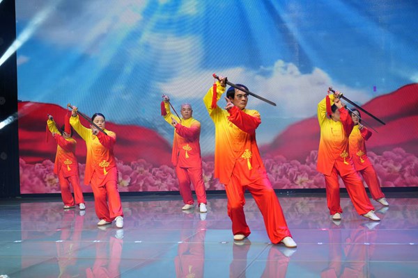 展演節(jié)目《我摯愛的祖國》。王海攝