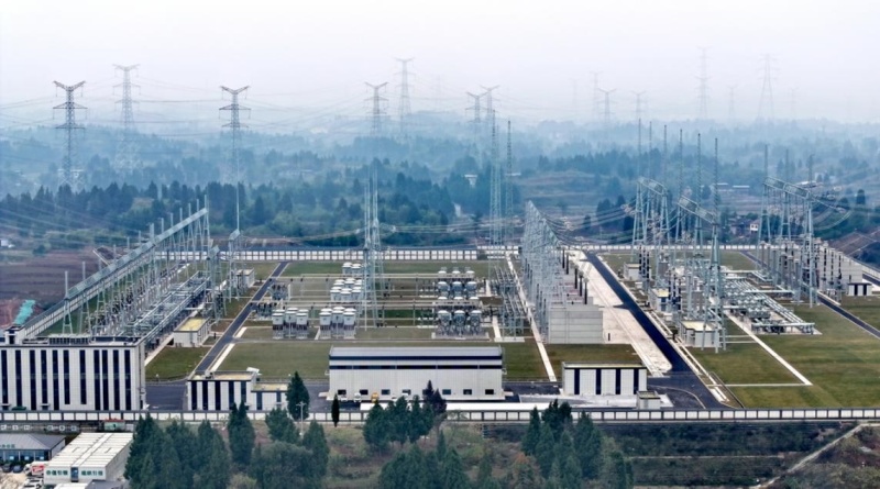 銅梁1000千伏變電站全貌。李濤攝
