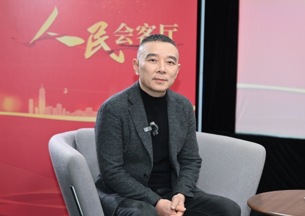 焦興濤做客人民網(wǎng)重慶頻道、成渝發(fā)布“人民會(huì)客廳”——2025重慶兩會(huì)高端訪談。鄒樂(lè)攝