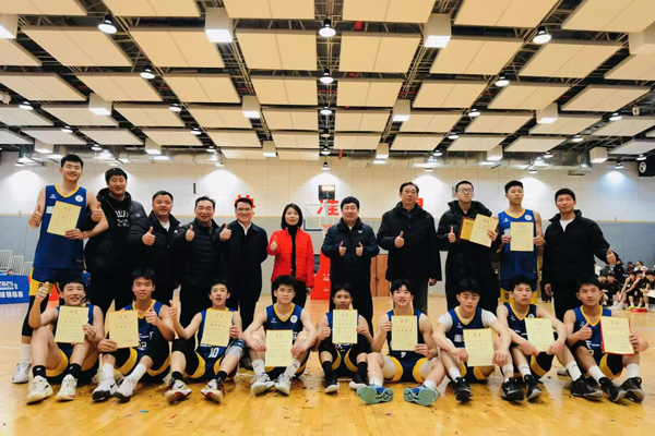 頒獎(jiǎng)儀式。重慶市第一實(shí)驗(yàn)中學(xué)供圖