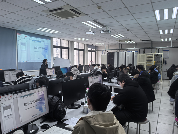 培訓(xùn)現(xiàn)場(chǎng)。重慶市人力資源開發(fā)服務(wù)中心供圖