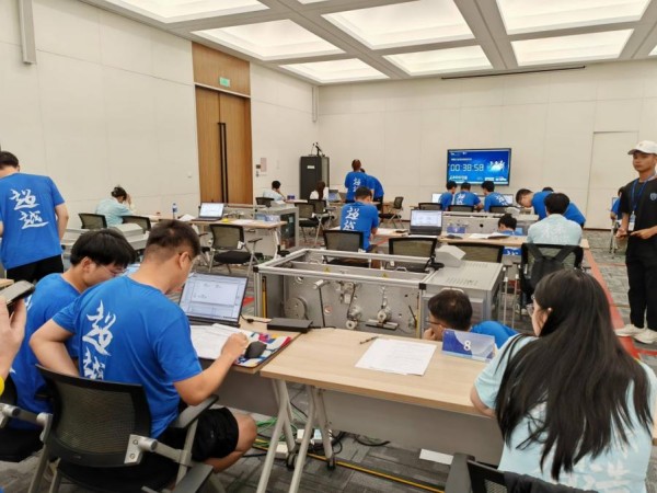 學(xué)科競賽比賽現(xiàn)場。重慶科技大學(xué)機(jī)械與智能制造學(xué)院供圖