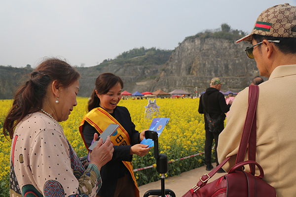 普及金融知識(shí)。建行重慶市分行供圖