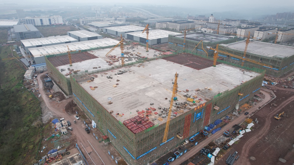 重慶龍興智能制造基地一期主體結(jié)構(gòu)封頂。項目部供圖
