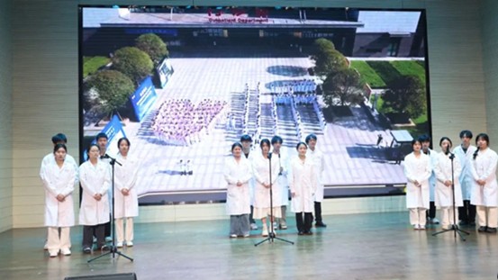 文藝匯演活動現(xiàn)場。重慶西區(qū)醫(yī)院供圖