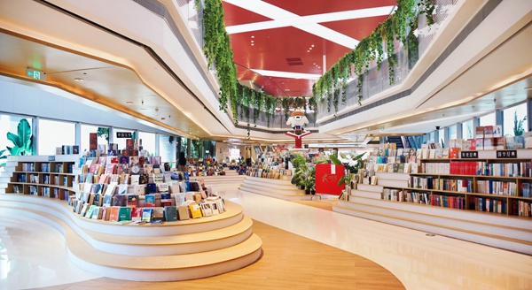 京東圖書領(lǐng)閱空間重慶大悅城店。牛琳迪攝