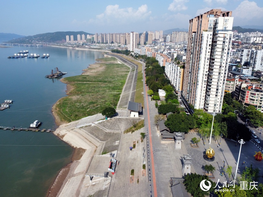 改造提升后的王家渡濱江公園。人民網(wǎng)記者 劉政寧攝