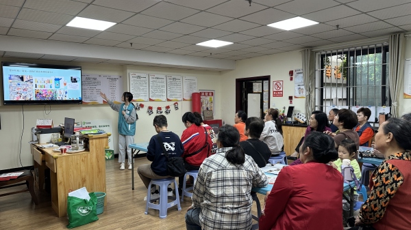 活動現(xiàn)場。龍山街道供圖