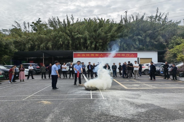 消防安全應急演練。張瑀堯攝