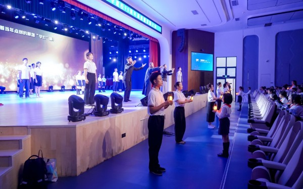 音樂(lè)劇《高顯鑒》。沙坪壩小學(xué)供圖