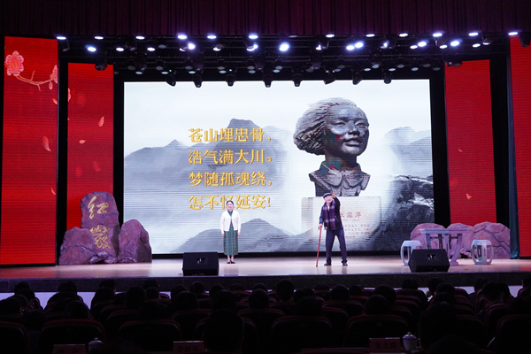 紅巖革命故事展演。重慶一中供圖