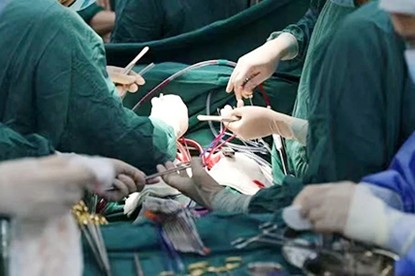 手術(shù)現(xiàn)場。重慶西區(qū)醫(yī)院供圖