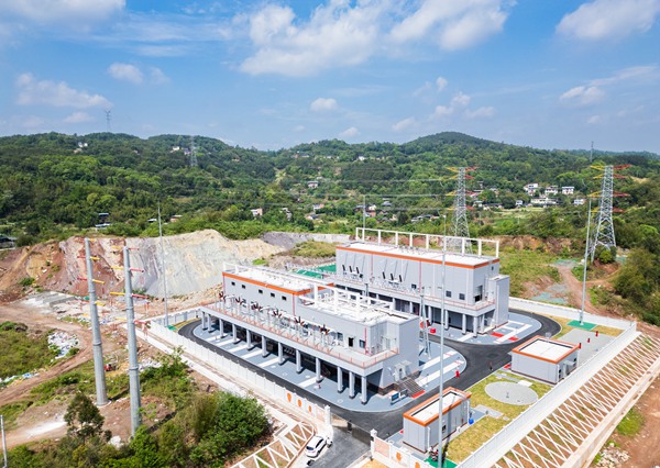 重慶榮昌220千伏許溪變電站。國網(wǎng)永川供電公司供圖