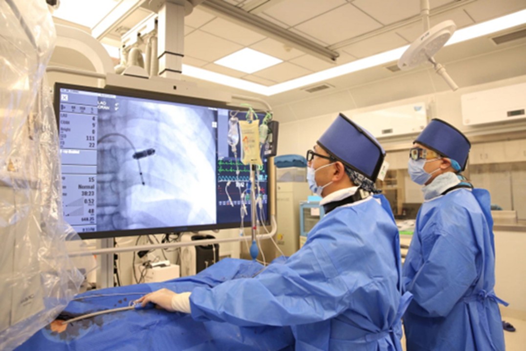 手術(shù)現(xiàn)場。重慶松山醫(yī)院供圖