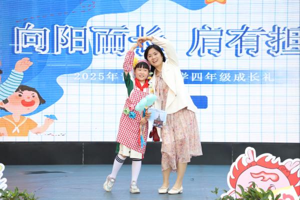 創(chuàng)意圍裙秀。李澤建攝