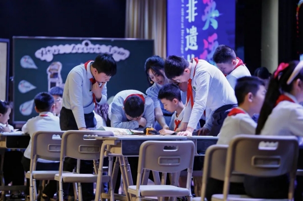 課堂展示。金山學(xué)校供圖