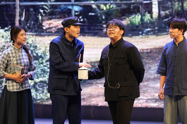 演出現(xiàn)場。西南大學(xué)附屬中學(xué)供圖