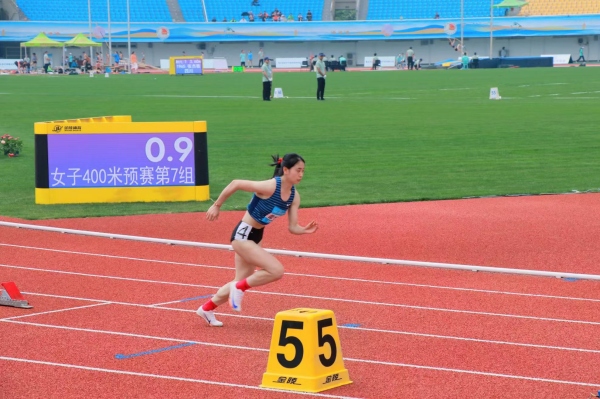 女子400米預(yù)賽。胥世鵬攝