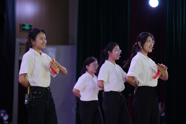 快板宣講。西南大學(xué)供圖