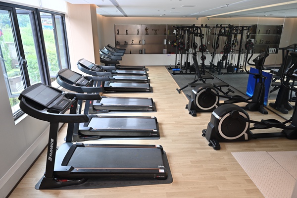 配套健身房。鄒樂(lè)攝