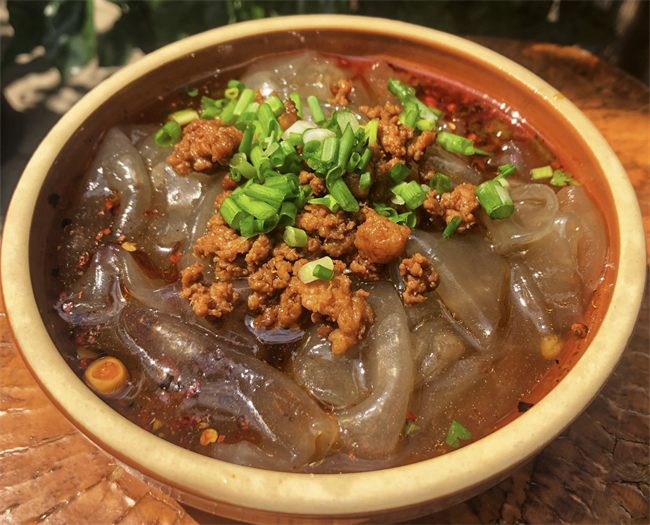 武隆苕粉。武隆喀斯特旅游公司供圖