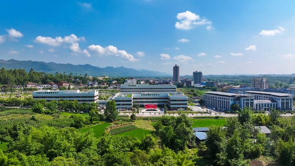 長壽區(qū)精神衛(wèi)生中心葛蘭新院區(qū)。李輝攝