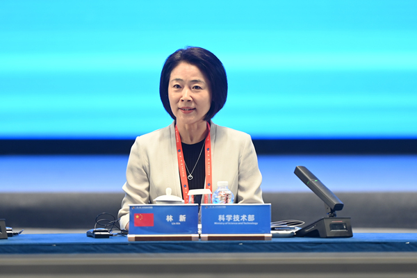 科學(xué)技術(shù)部副部長林新致辭。陳林?jǐn)z
