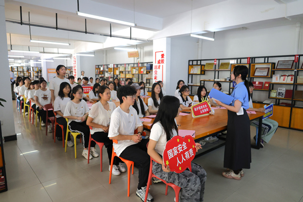 國(guó)家安全教育進(jìn)校園。重慶師范大學(xué)供圖