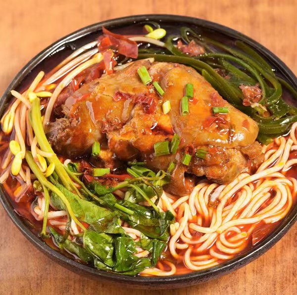 李米線泡椒蹄花米線。渝北區(qū)商務委供圖