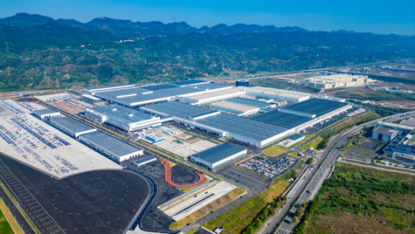賽力斯汽車超級(jí)工廠項(xiàng)目。中建八局西南公司設(shè)計(jì)研究院供圖