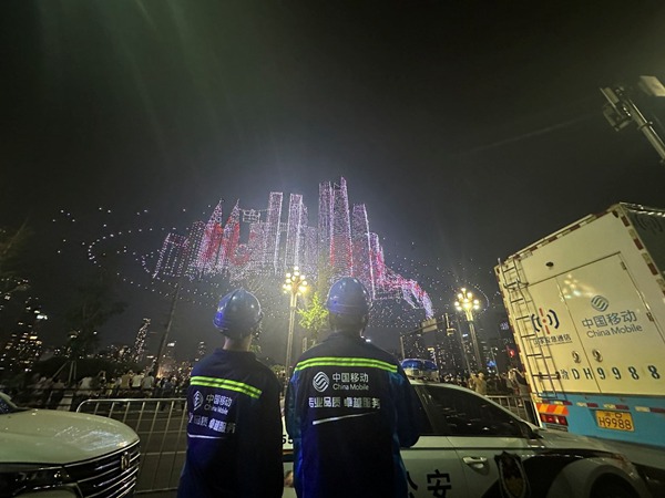 工作人員現(xiàn)場值守。重慶移動供圖