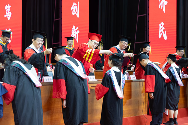 學(xué)位授予儀式。重慶工商大學(xué)供圖