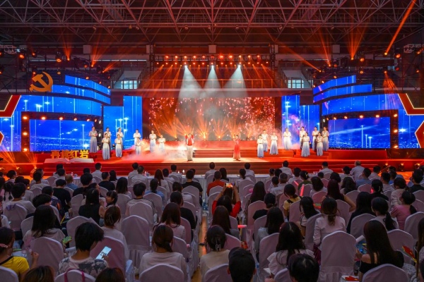 展演現(xiàn)場(chǎng)。重慶工業(yè)職業(yè)技術(shù)學(xué)院供圖