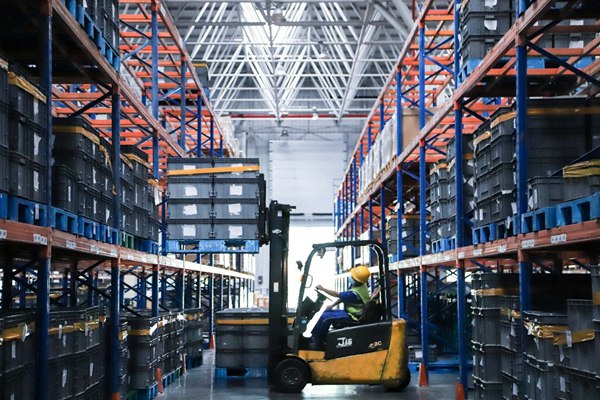 打造智慧倉儲物流體系。長安民生物流供圖