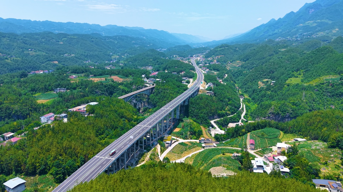 巫云開(kāi)高速。重慶高速集團(tuán)供圖