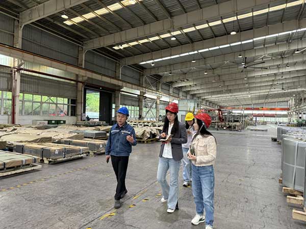 走訪客戶。廣發(fā)銀行重慶分行供圖