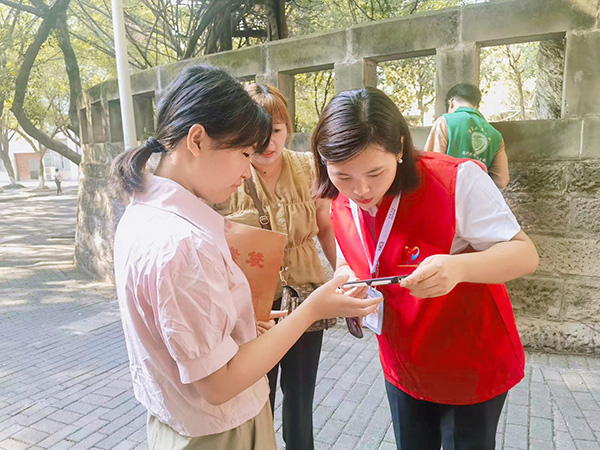 校園服務(wù)。東原仁知服務(wù)供圖