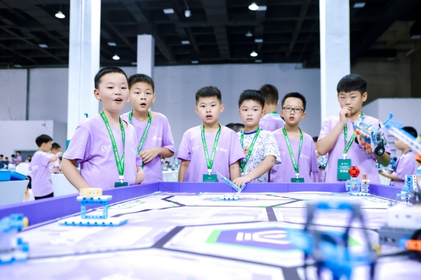 參賽選手專注比賽。主辦方供圖