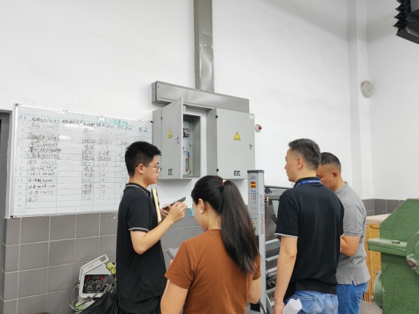 檢查現(xiàn)場?；嘏d街道供圖